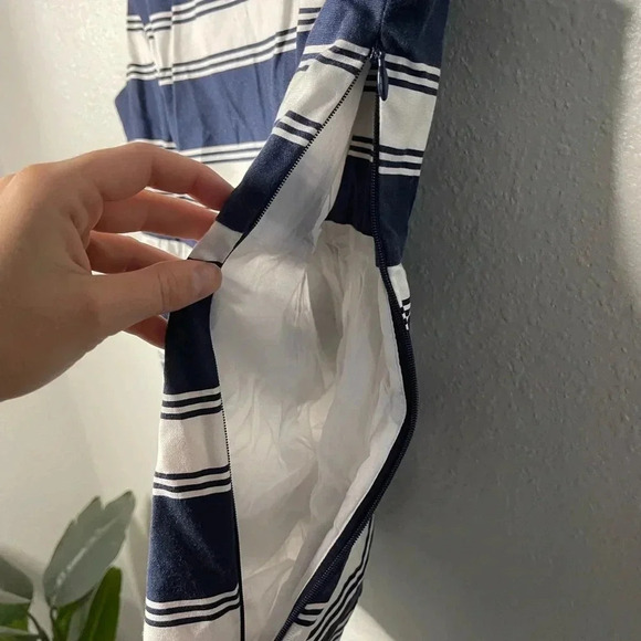 ☀️Vineyard Vines Nautical Tank - Picture 3 of 5